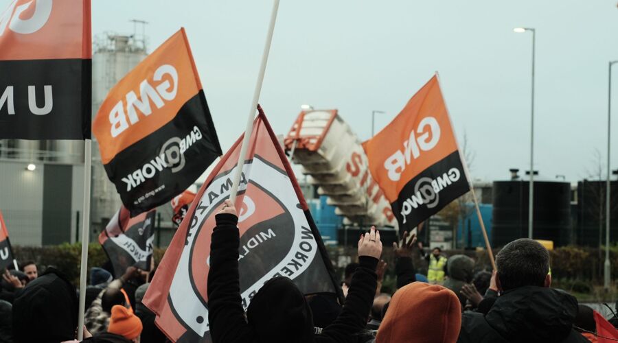 GMB Trade Union - Amazon workers will decide on union recognition.