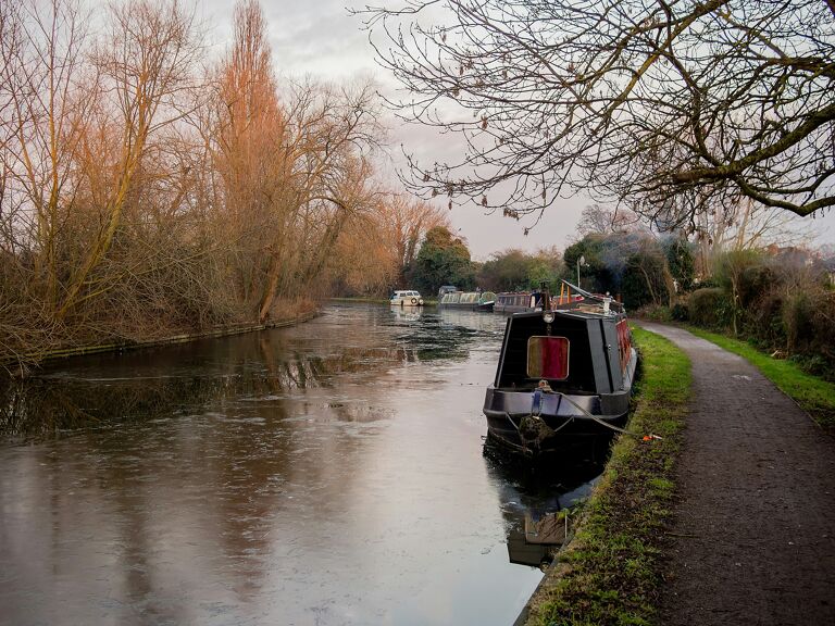 GMB - River Thames weir and lock keepers set for strike vote