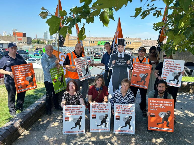 GMB - Battersea MP supports GMB demonstration outside Asda Clapham Junction