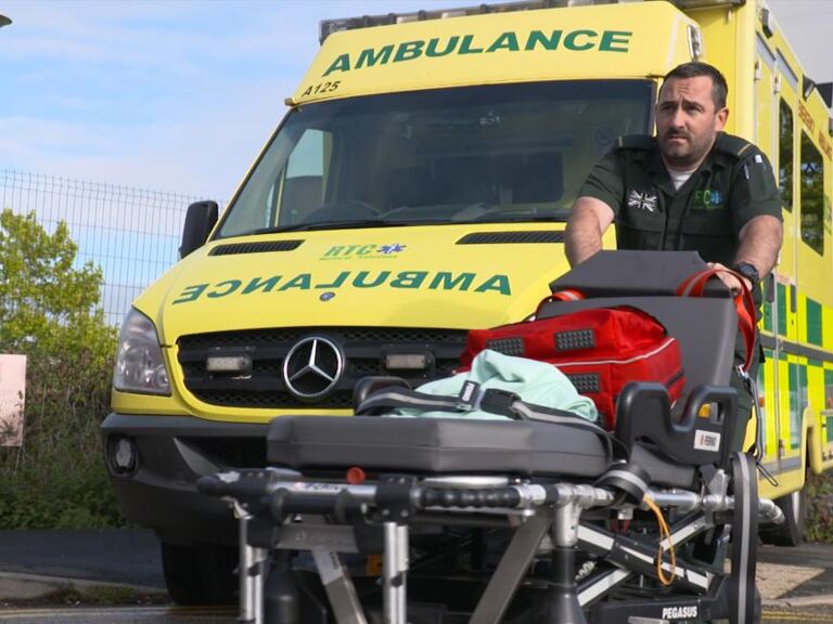 GMB - 35% of ambulance workers witnessed deaths due to delays