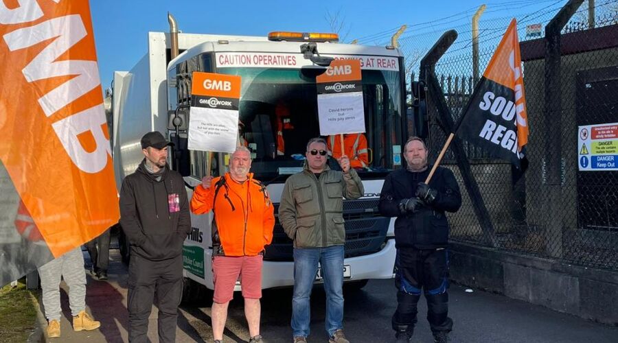 GMB Trade Union - Wiltshire bin strike ends in massive win for GMB members